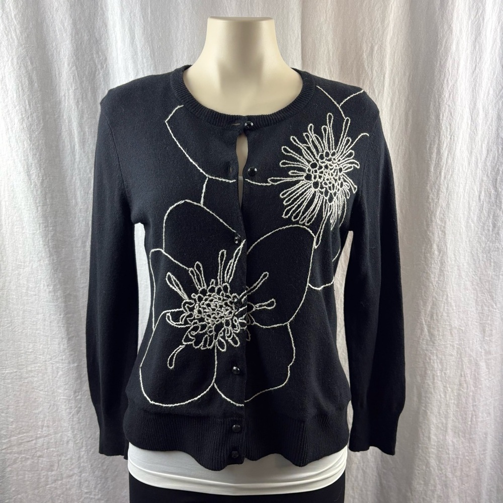 ANTHROPOLOGIE TABITHA Outline Celadine Cardigan Black W/White Fully Lined M - Picture 2 of 10